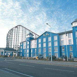 The Big Blue Hotel - Blackpool Pleasure Beach